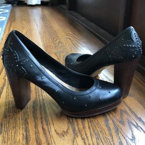 Seychelles black leather and wood studded heels